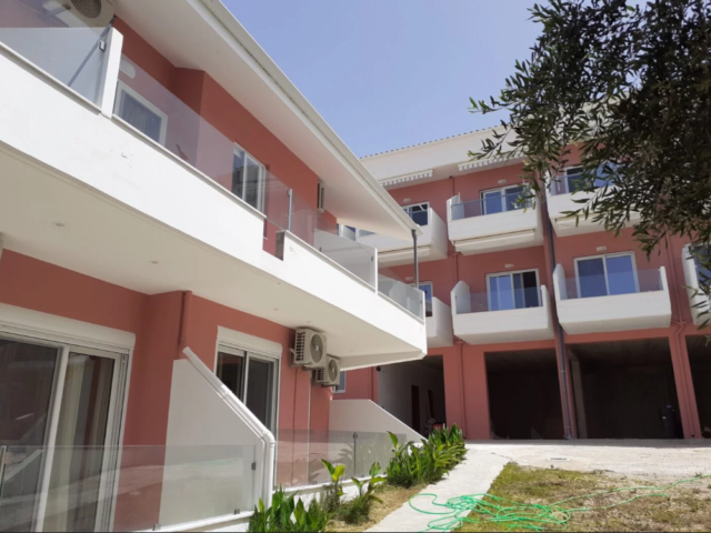 Vila Sirakgast – Vrahos